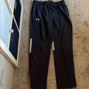Under Armour Men's Black Joggers with Gray Accents